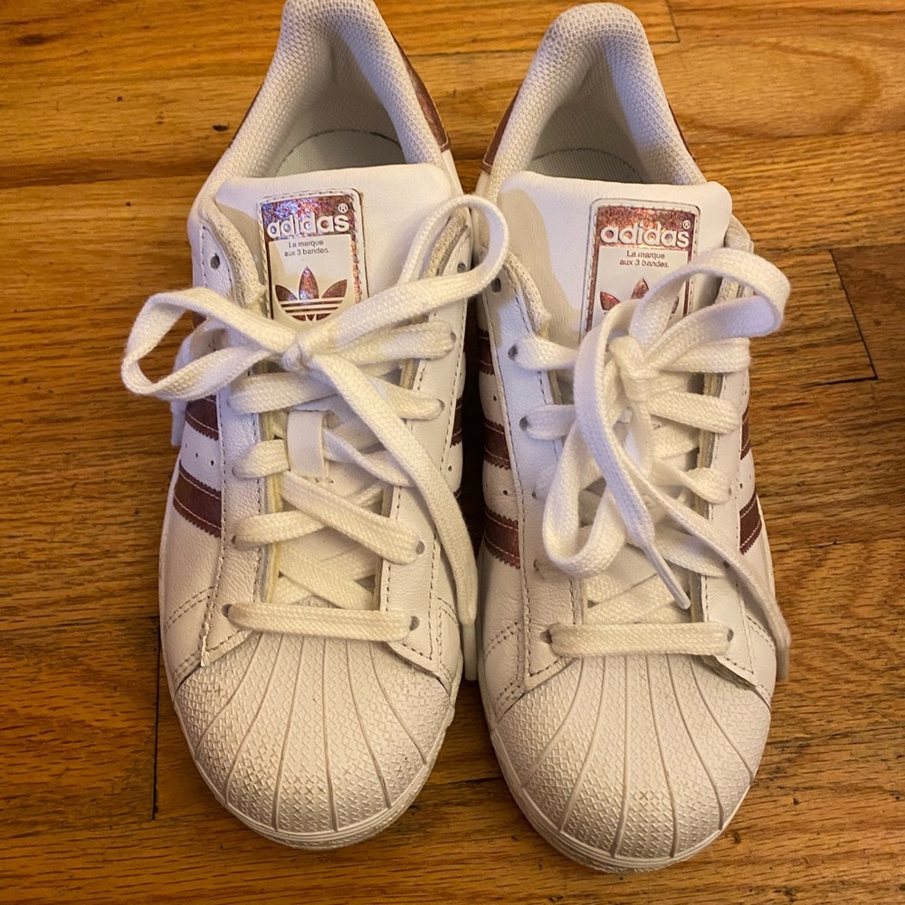 Adidas girls sneakers